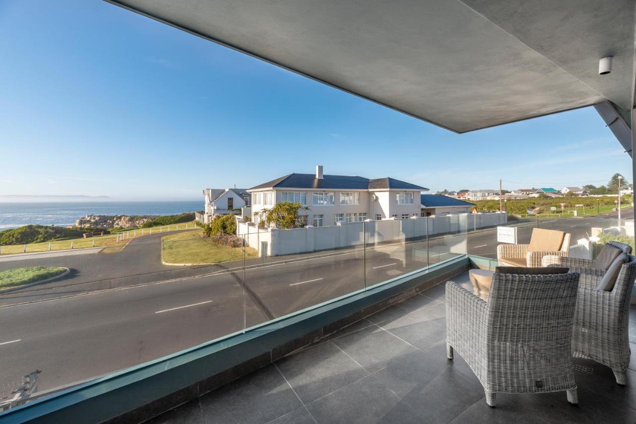 17 Marine, 2 Bedroom Sea-Facing Apt101 Херманус Екстериор снимка